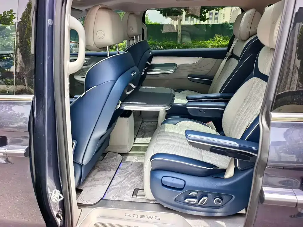 Roewe iMAX8 — фото 4