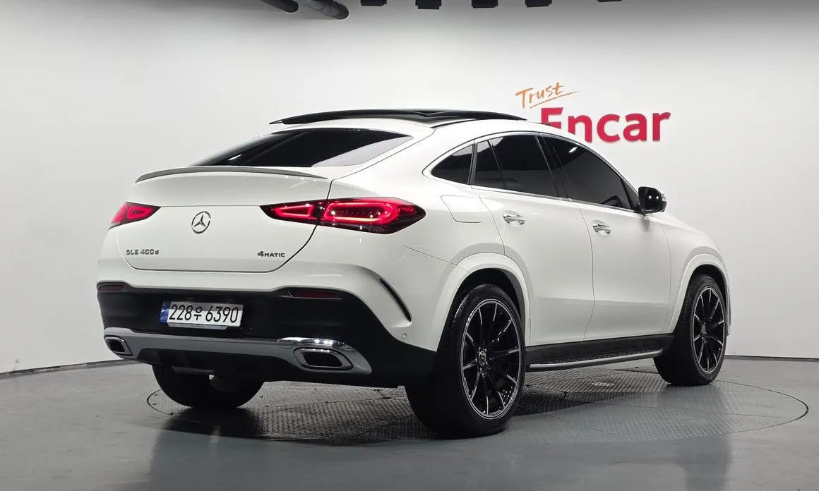 Mercedes-Benz GLE-Class — фото 8