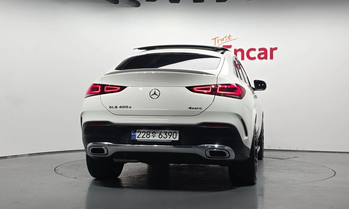 Mercedes-Benz GLE-Class — фото 4