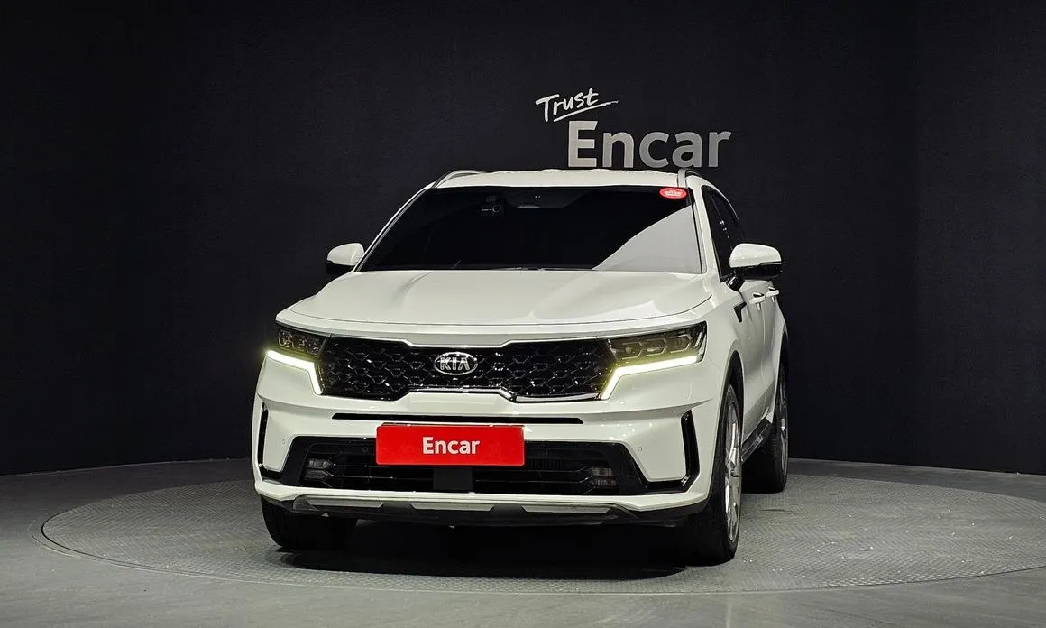 Kia Sorento — фото 10