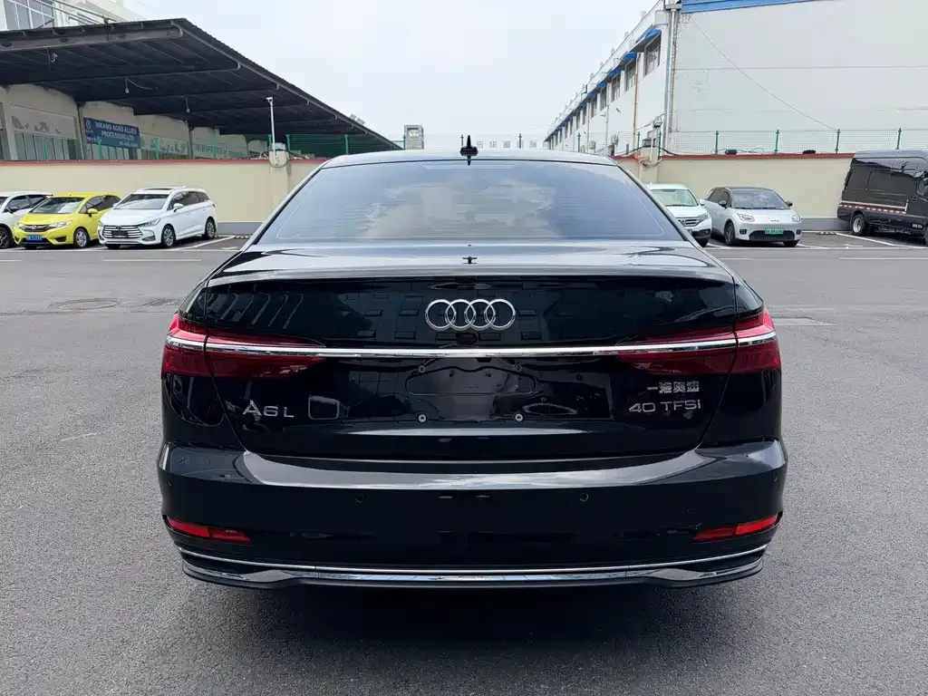 Audi A6L — фото 6