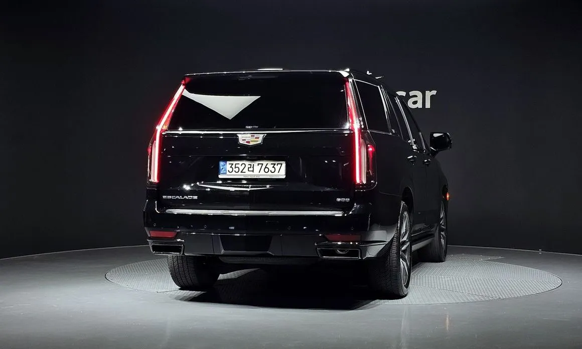Cadillac Escalade 2022 из KR, фото 2