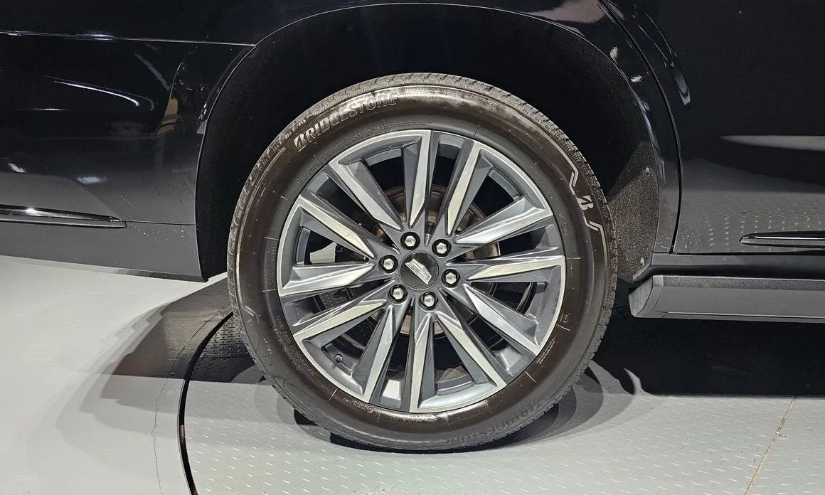 Cadillac Escalade 2022 из KR, фото 3