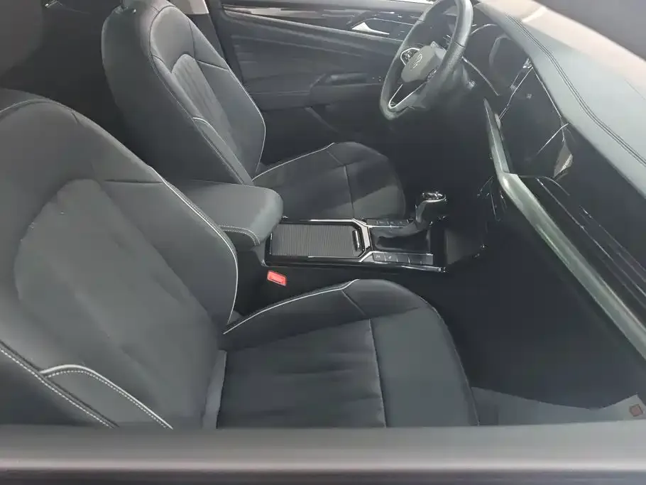 Volkswagen Passat — фото 5