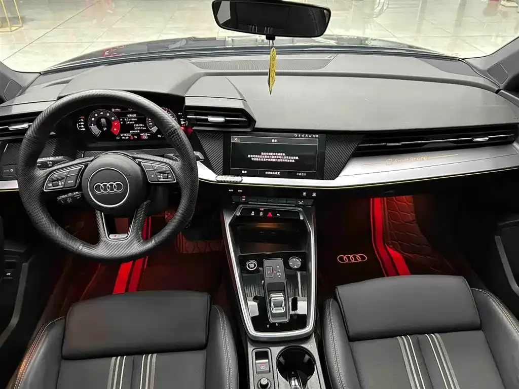 Audi A3 — фото 10