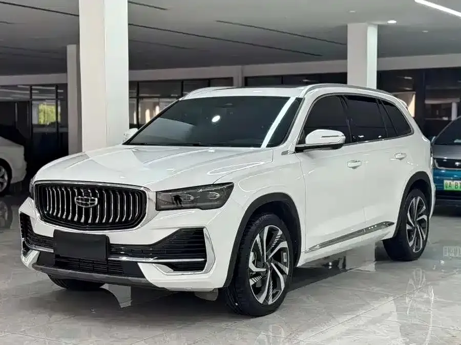 Geely Xingyue L — фото 1