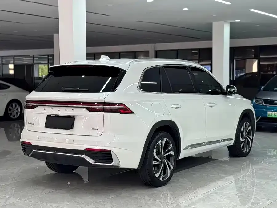 Geely Xingyue L — фото 6