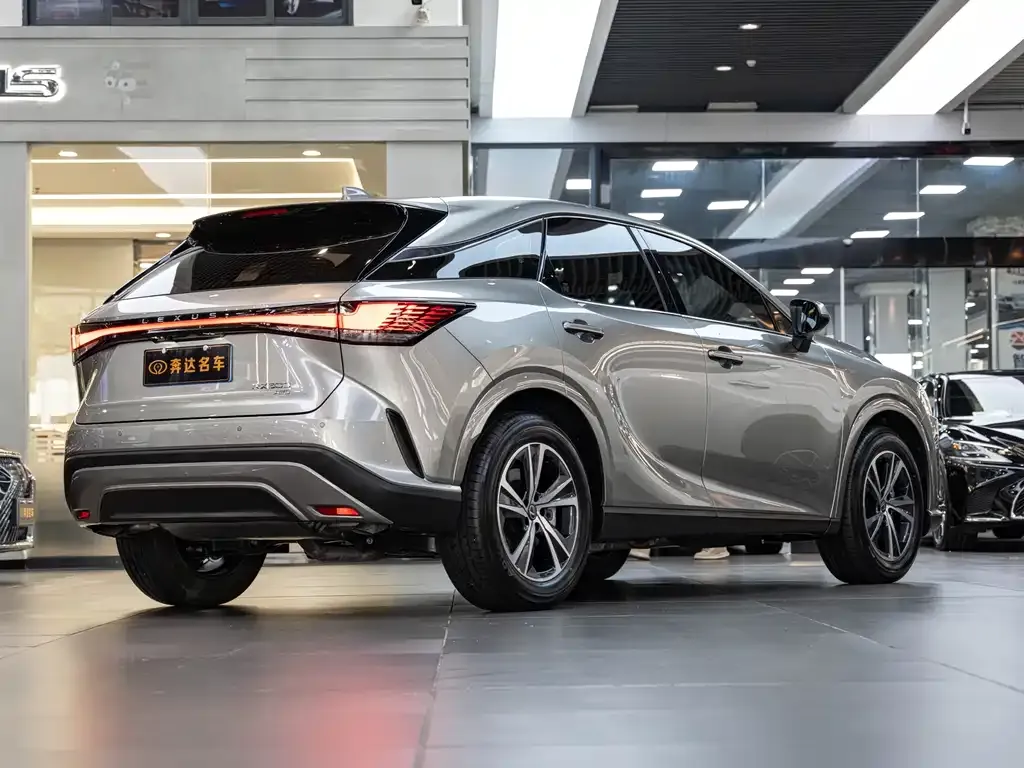 Lexus RX — фото 4