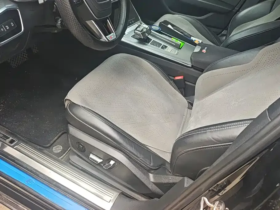 Audi A6L — фото 6