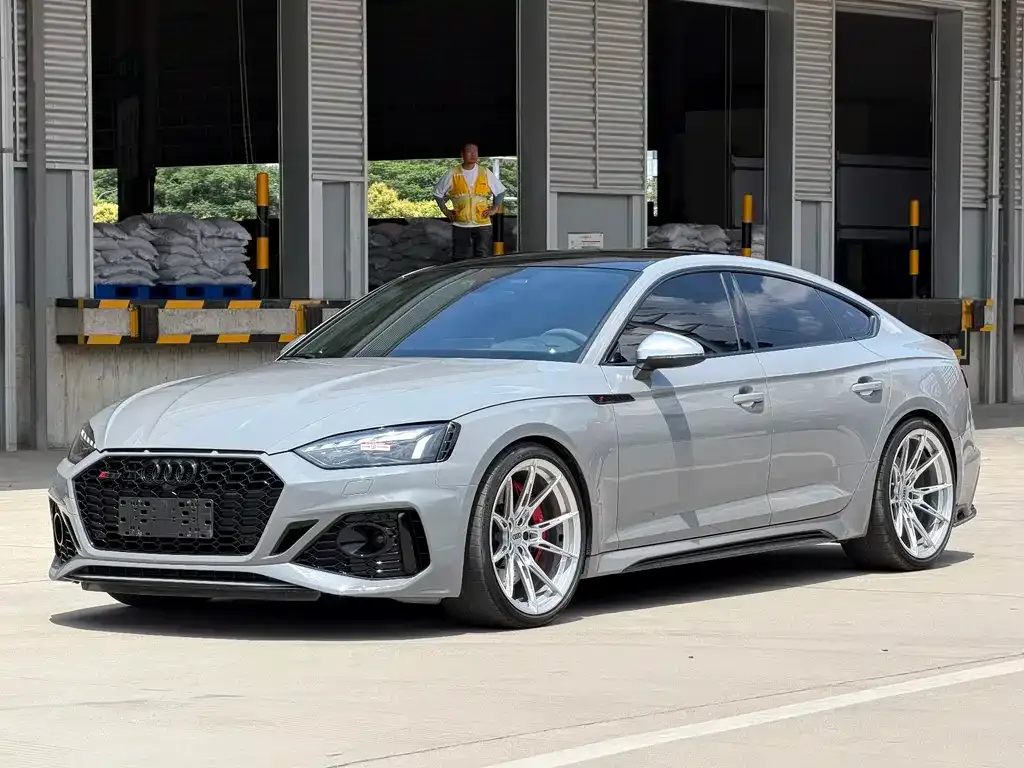 Audi RS 5