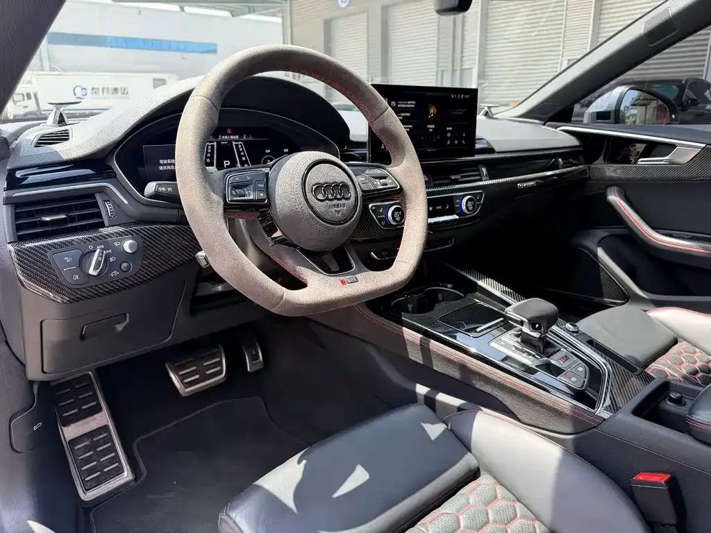 Audi RS 5 2023 из CN, фото 3