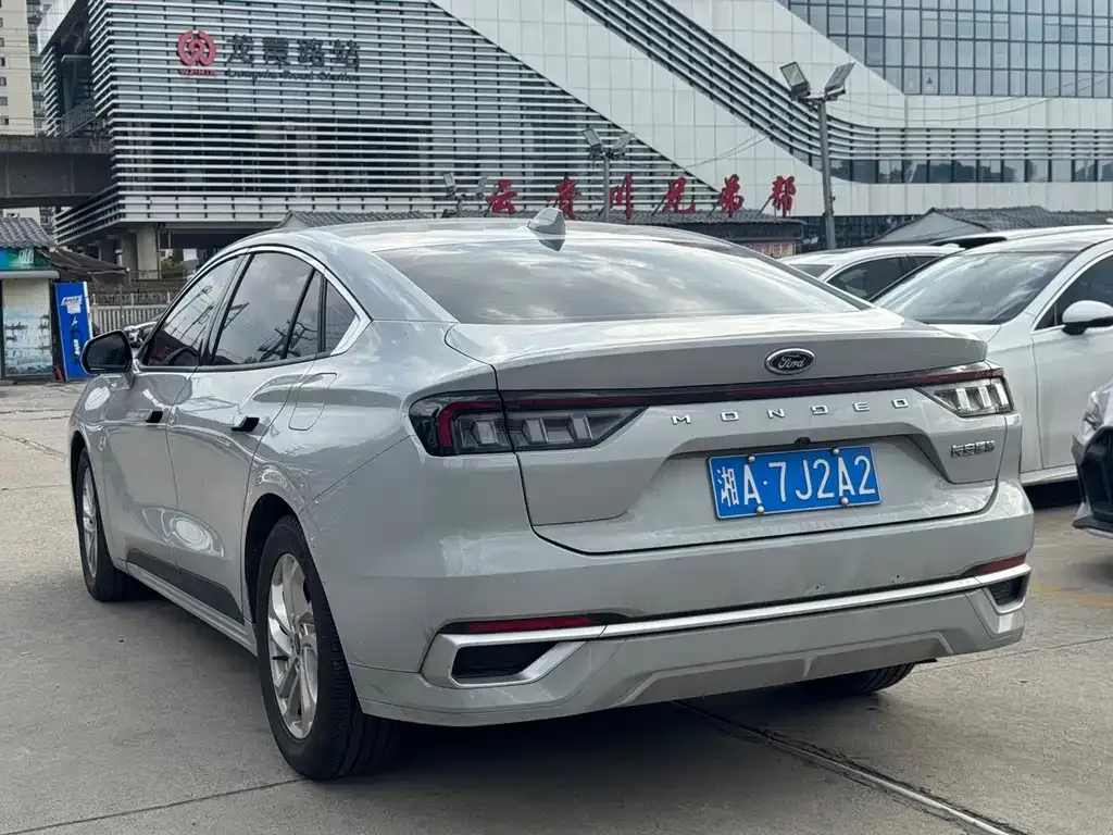 Ford Mondeo 2024 из CN, фото 9