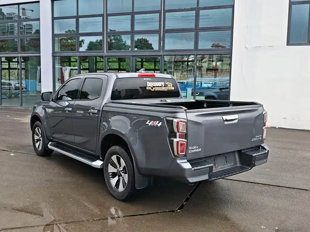 Isuzu D-MAX — фото 6