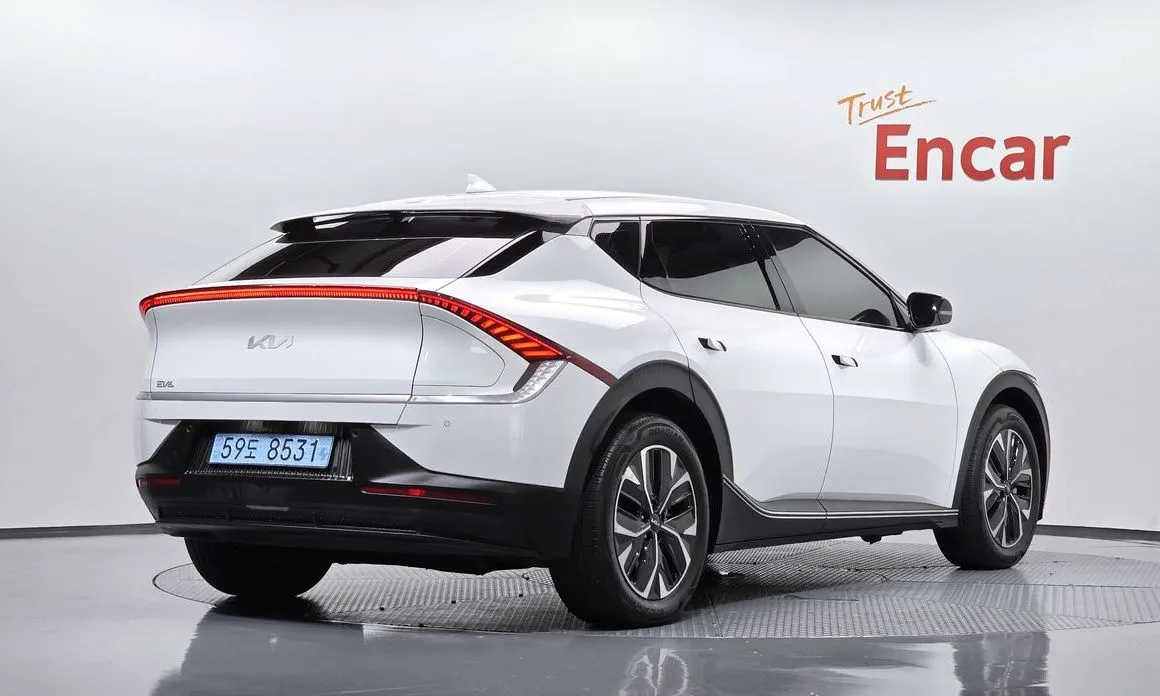 Kia EV6 — фото 5
