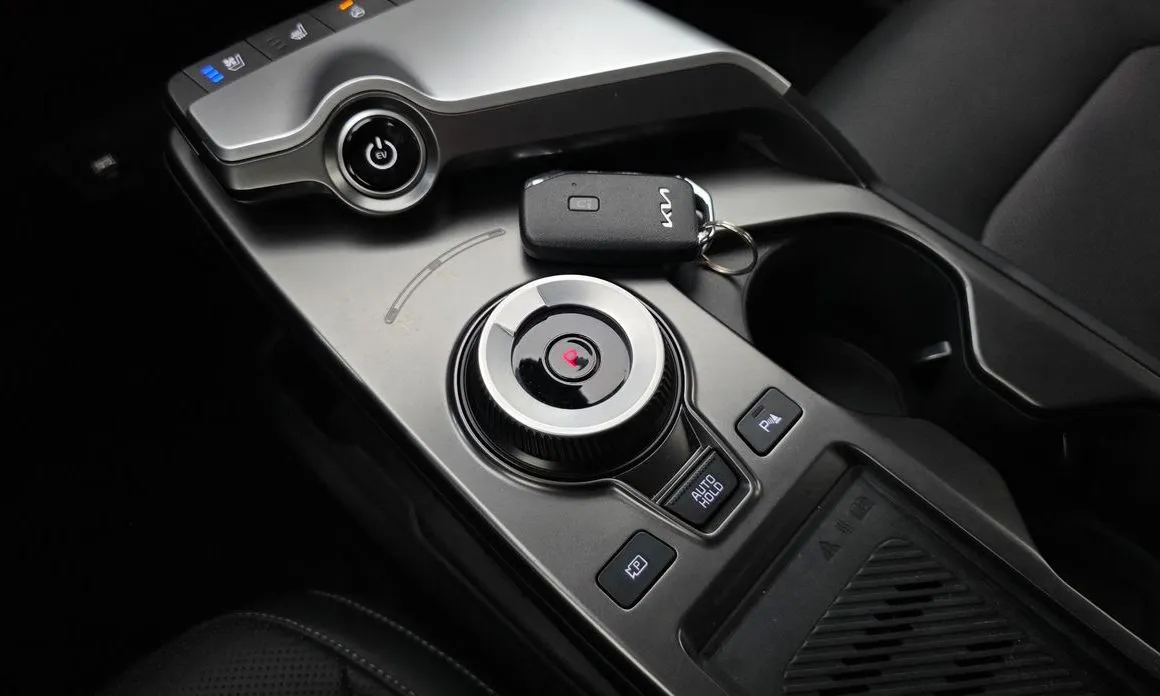 Kia EV6 — фото 4