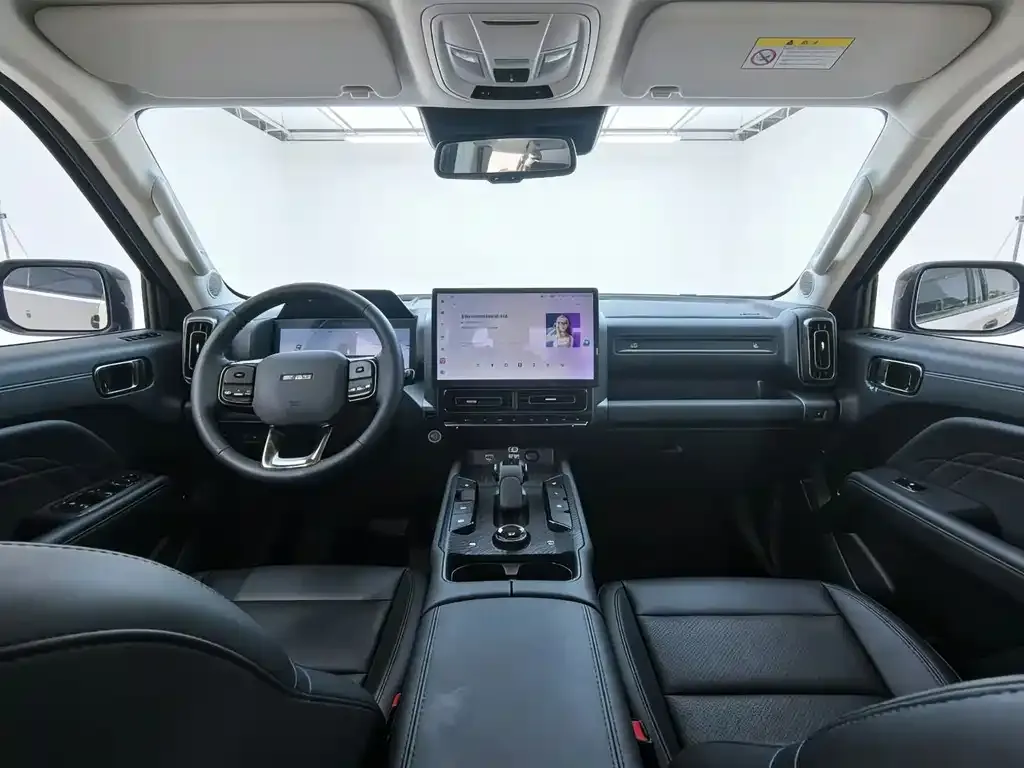 Haval Menglong New Energy — фото 10