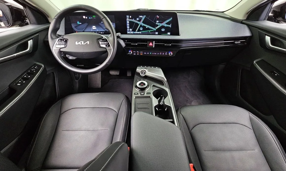 Kia EV6 — фото 9
