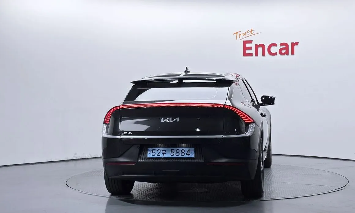 Kia EV6 — фото 2
