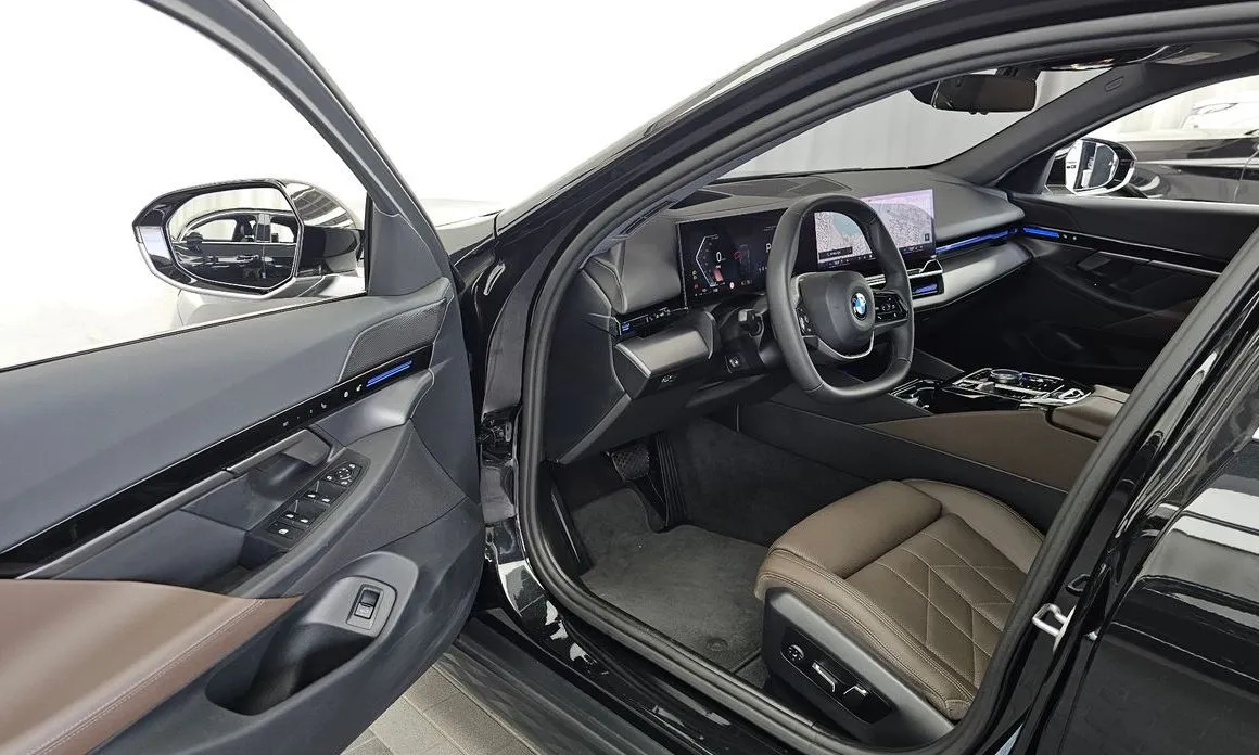 BMW 5-Series 2024 из KR, фото 3
