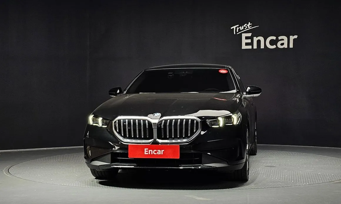 BMW 5-Series 2024 из KR, фото 7