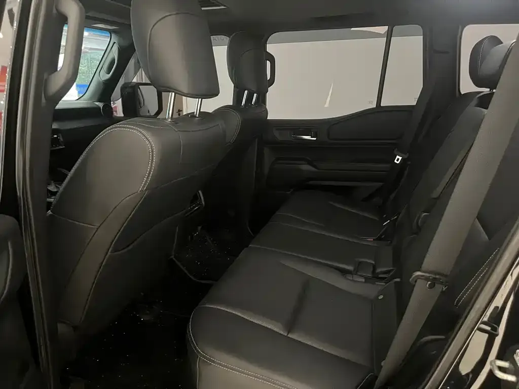 Toyota Prado 2025 из CN, фото 4