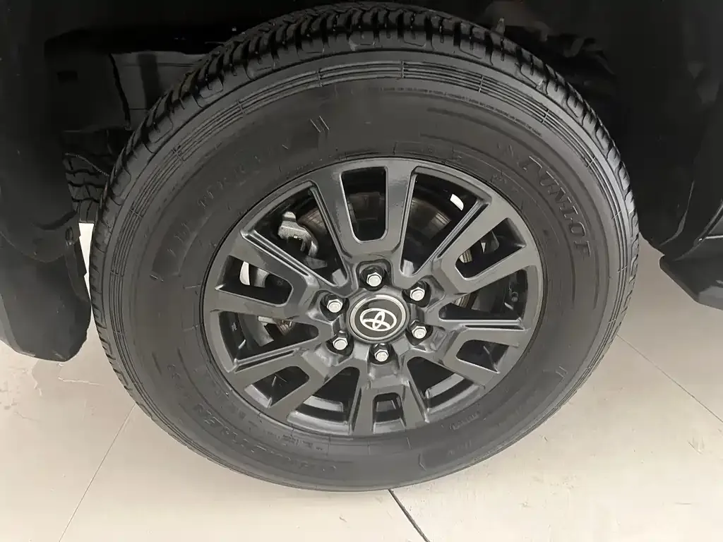 Toyota Prado 2025 из CN, фото 9