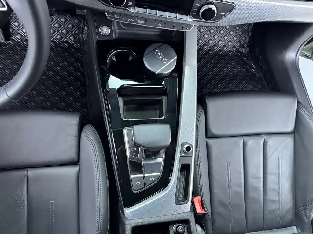 Audi A5 (Import) — фото 2
