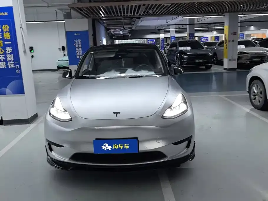 Tesla Model Y — фото 8
