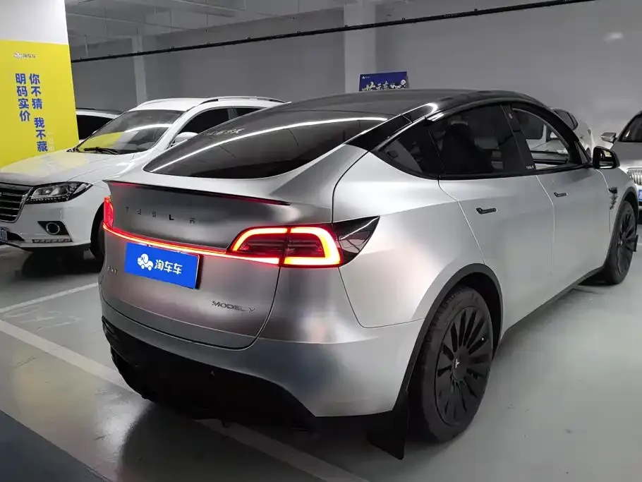 Tesla Model Y — фото 2