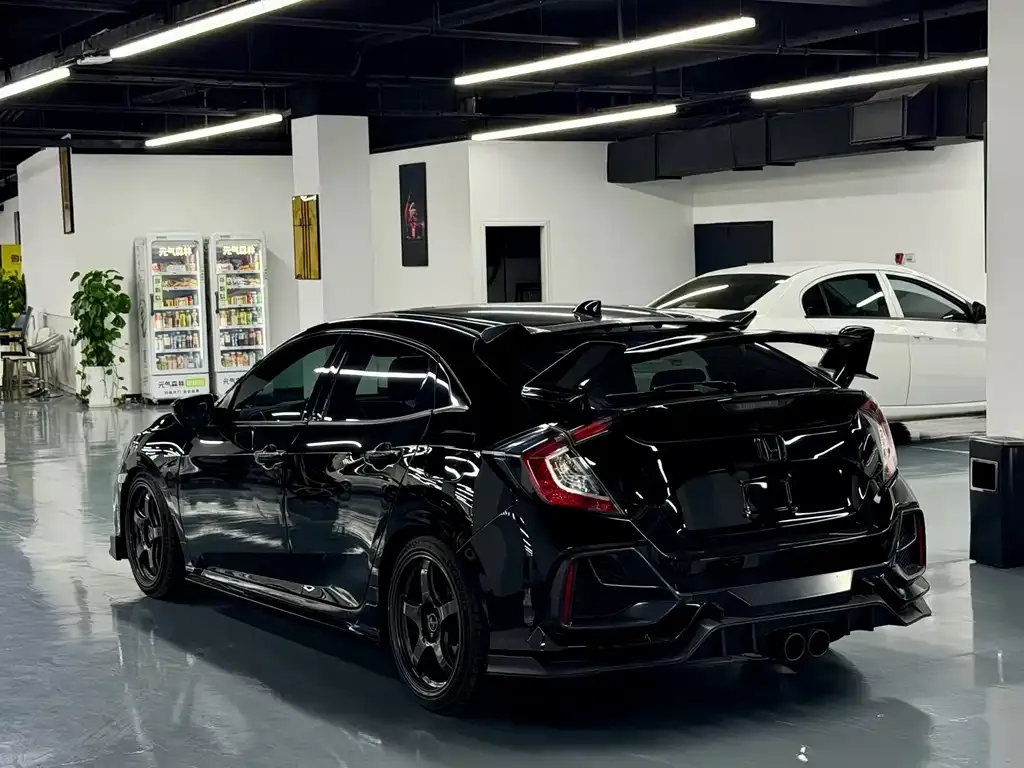 Honda Civic — фото 4