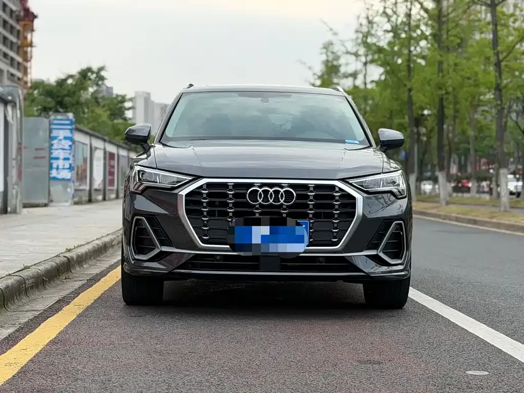 Audi Q3 — фото 5