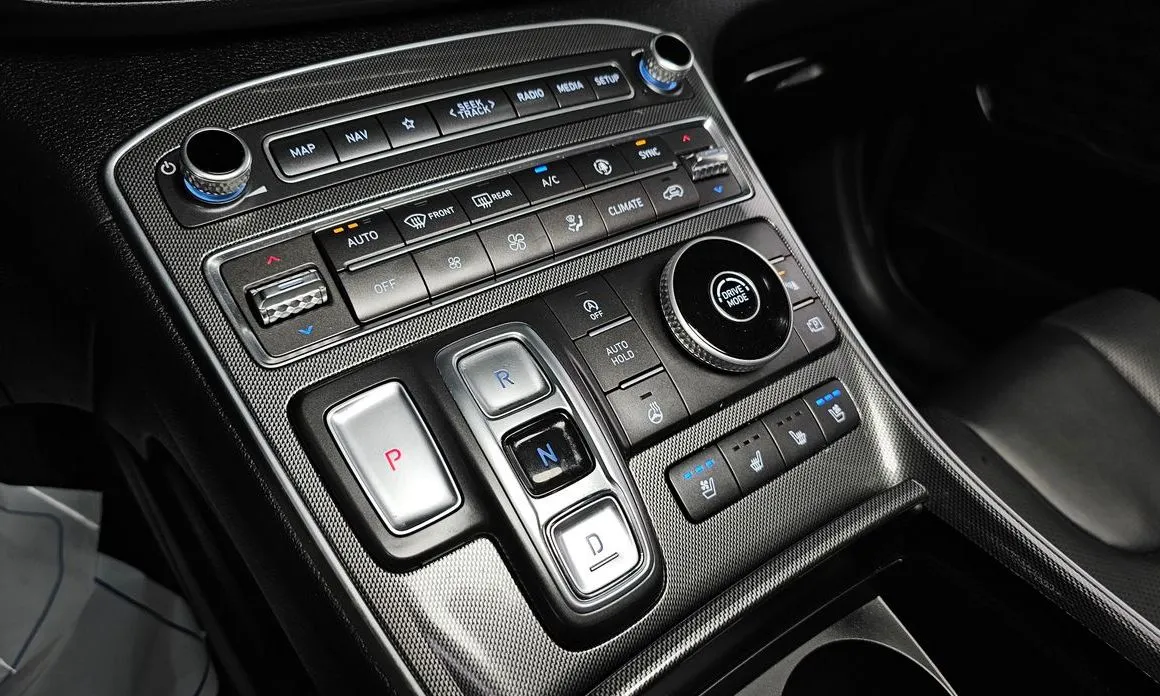 Hyundai Santafe — фото 6