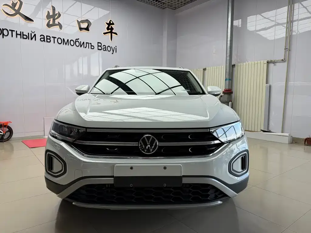 Volkswagen T-Roc — фото 2