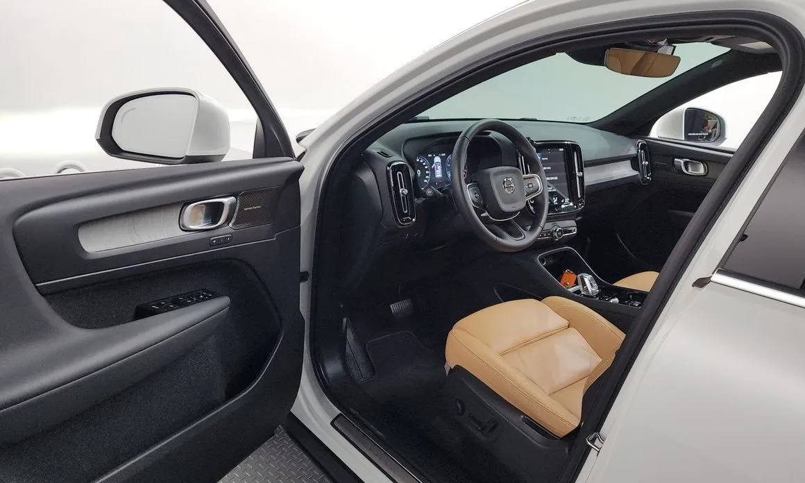 Volvo XC40 2021 из KR, фото 7