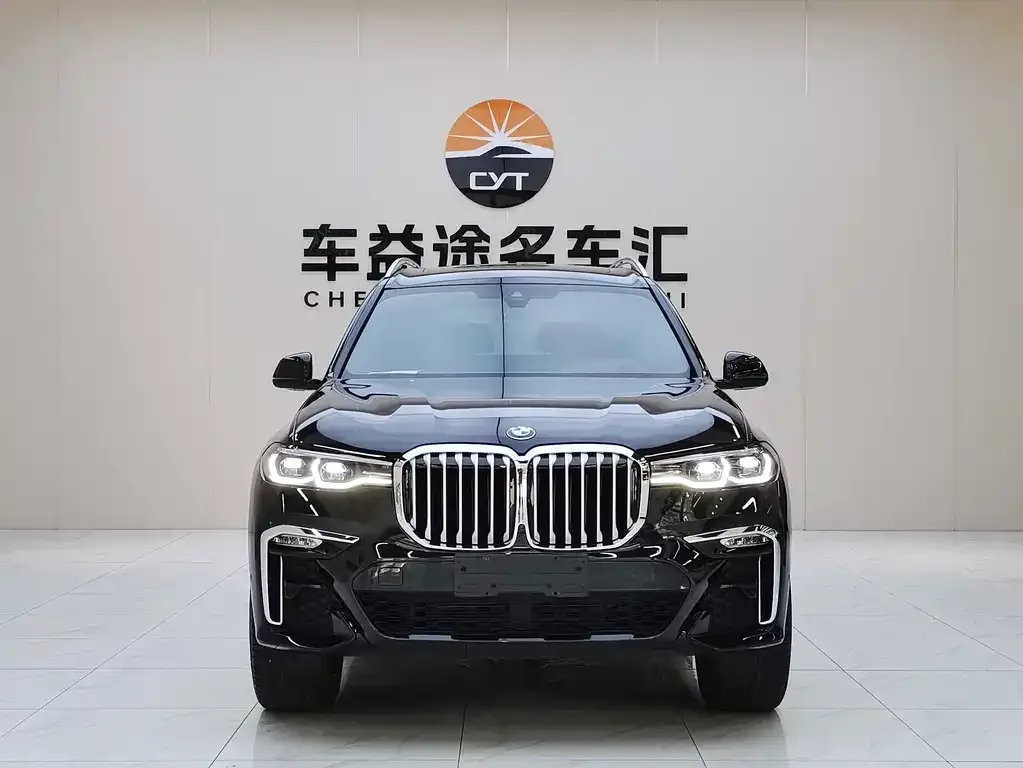 BMW X7 — фото 3