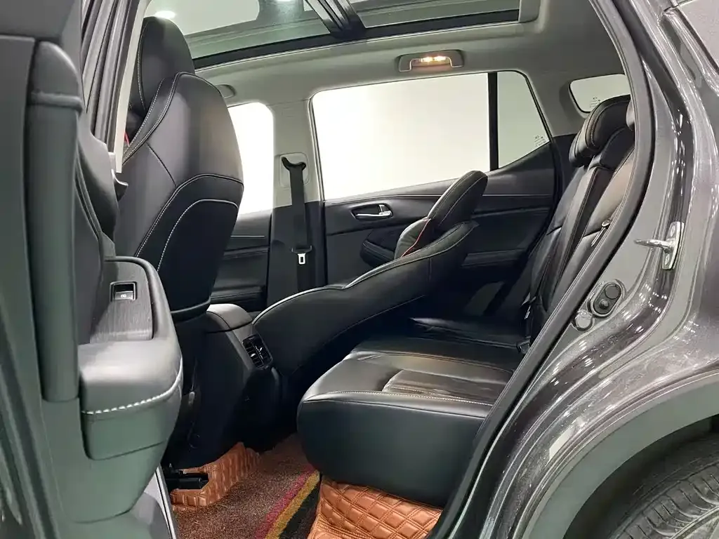 GAC Motor Trumpchi GS4 — фото 4