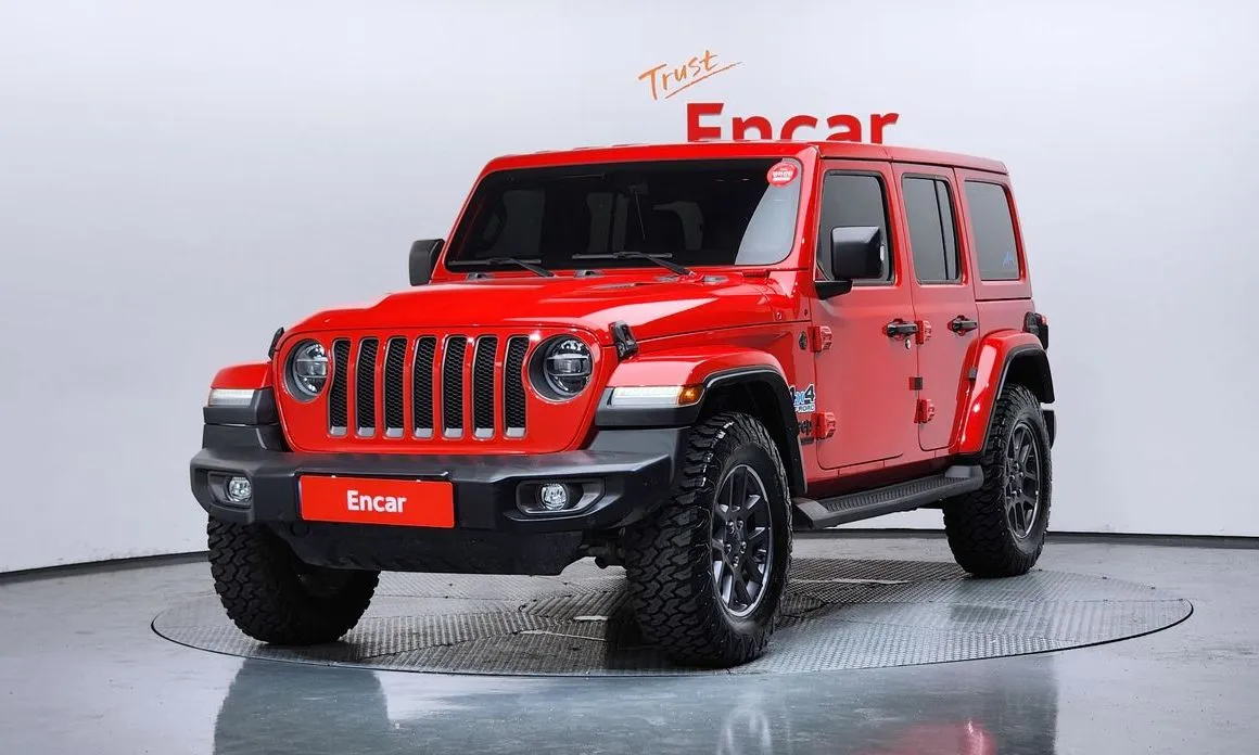 Jeep Wrangler — фото 1
