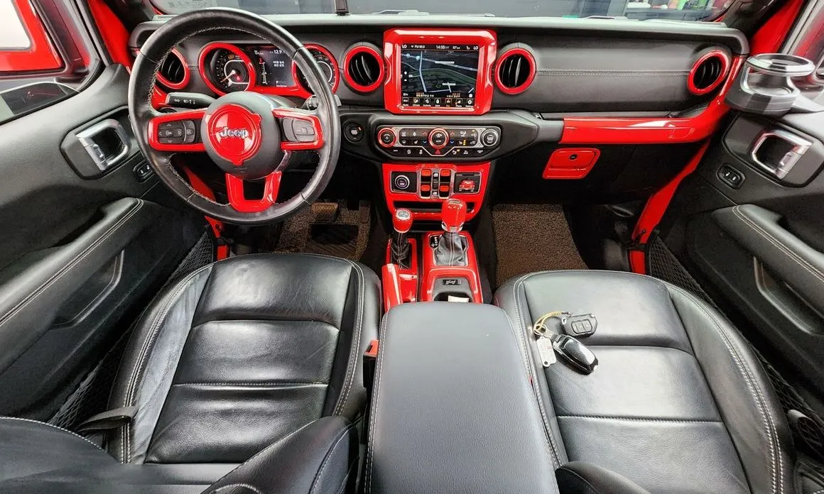 Jeep Wrangler — фото 10