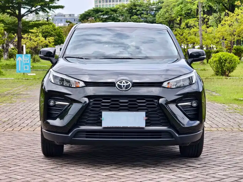 Toyota Wildlander — фото 10