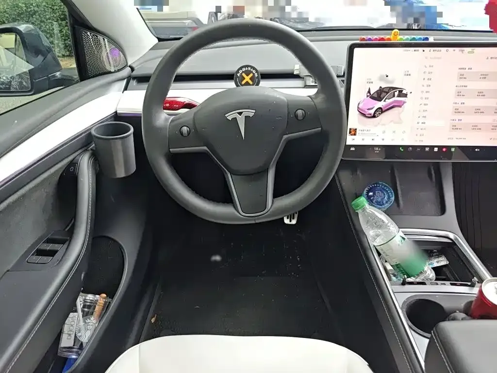 Tesla Model Y — фото 6