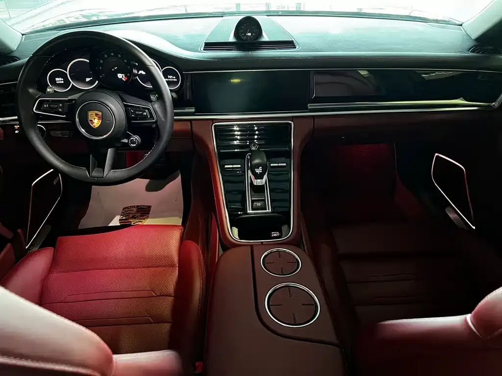 Porsche Panamera — фото 10