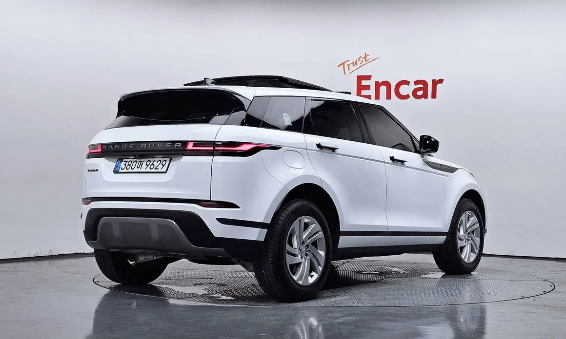 Land Rover Range Rover Evoque — фото 7