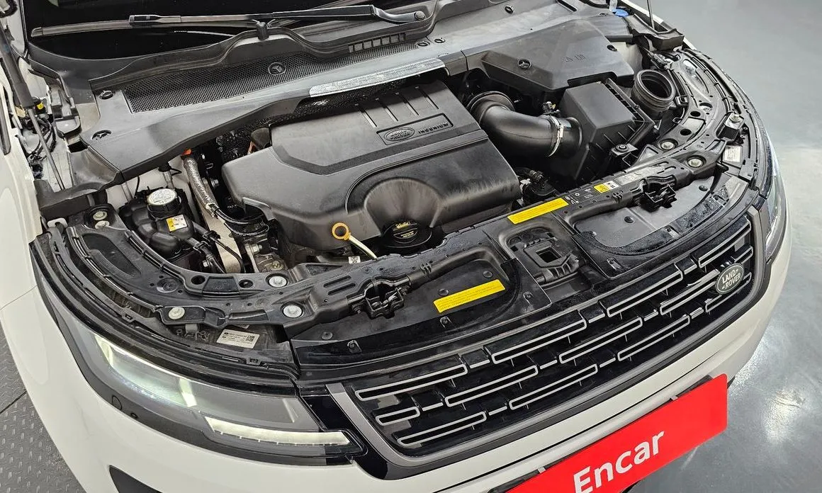Land Rover Range Rover Evoque — фото 10