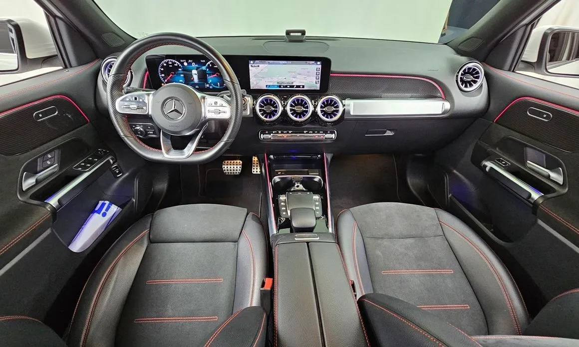 Mercedes-Benz GLB-Class — фото 8
