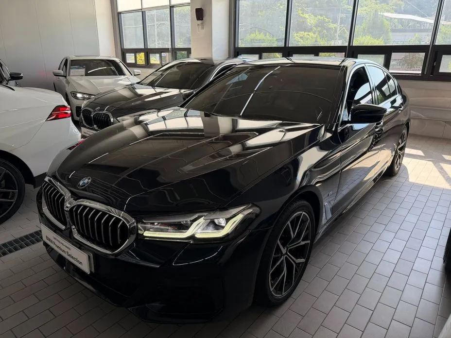 BMW 5-Series 2022 из KR, фото 4