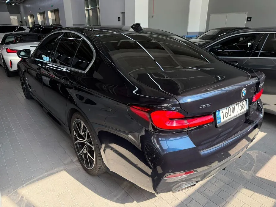 BMW 5-Series 2022 из KR, фото 2
