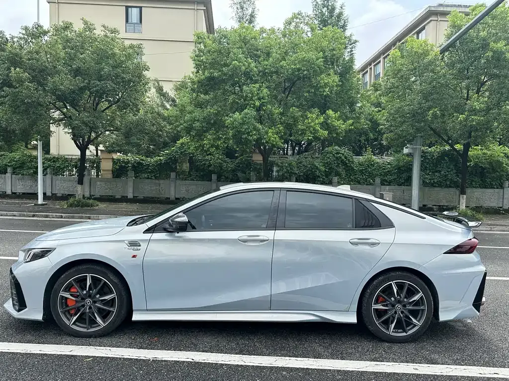 GAC Motor Shadow Leopard — фото 10