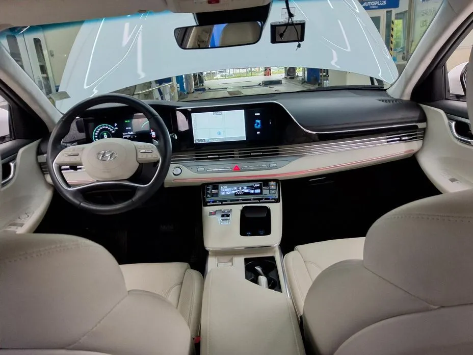 Hyundai Grandeur — фото 10