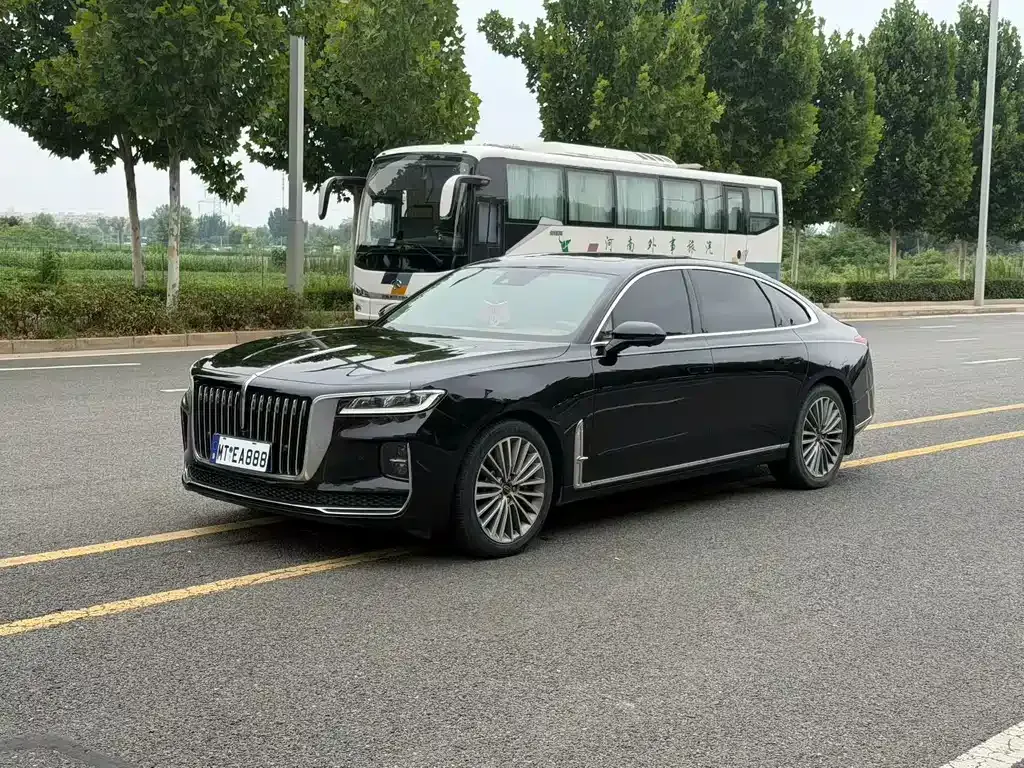 Hongqi H9 — фото 1