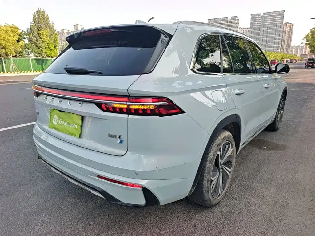 Geely Xingyue L — фото 8